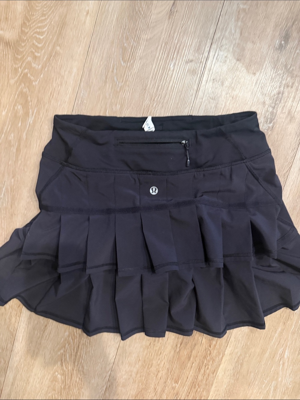 Lululemon active skirt - Picture 2 of 4